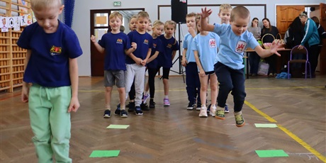 Powiększ grafikę: iii-gdanska-spartakiada-szesciolatkow-676154.jpg