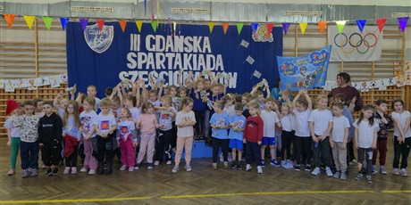 Powiększ grafikę: iii-gdanska-spartakiada-szesciolatkow-676156.jpg