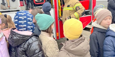 Powiększ grafikę: pierwszy-dzien-wiosny-w-klasa-i-iii-682829.jpg