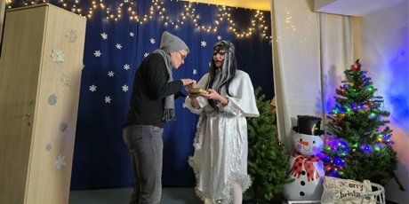 Powiększ grafikę: wielka-choinka-669791.jpg